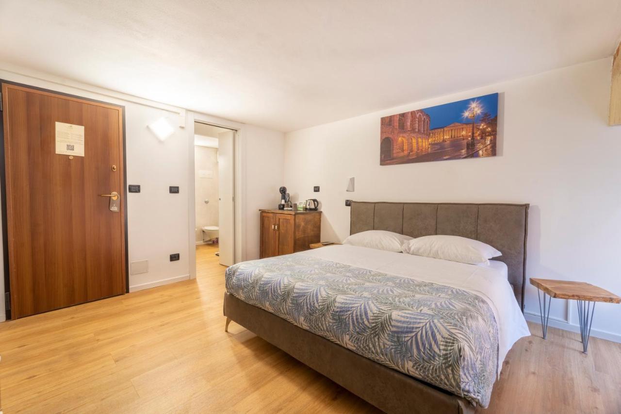 Aurelia Luxury - Piazza Delle Erbe Hotel Verona Kültér fotó